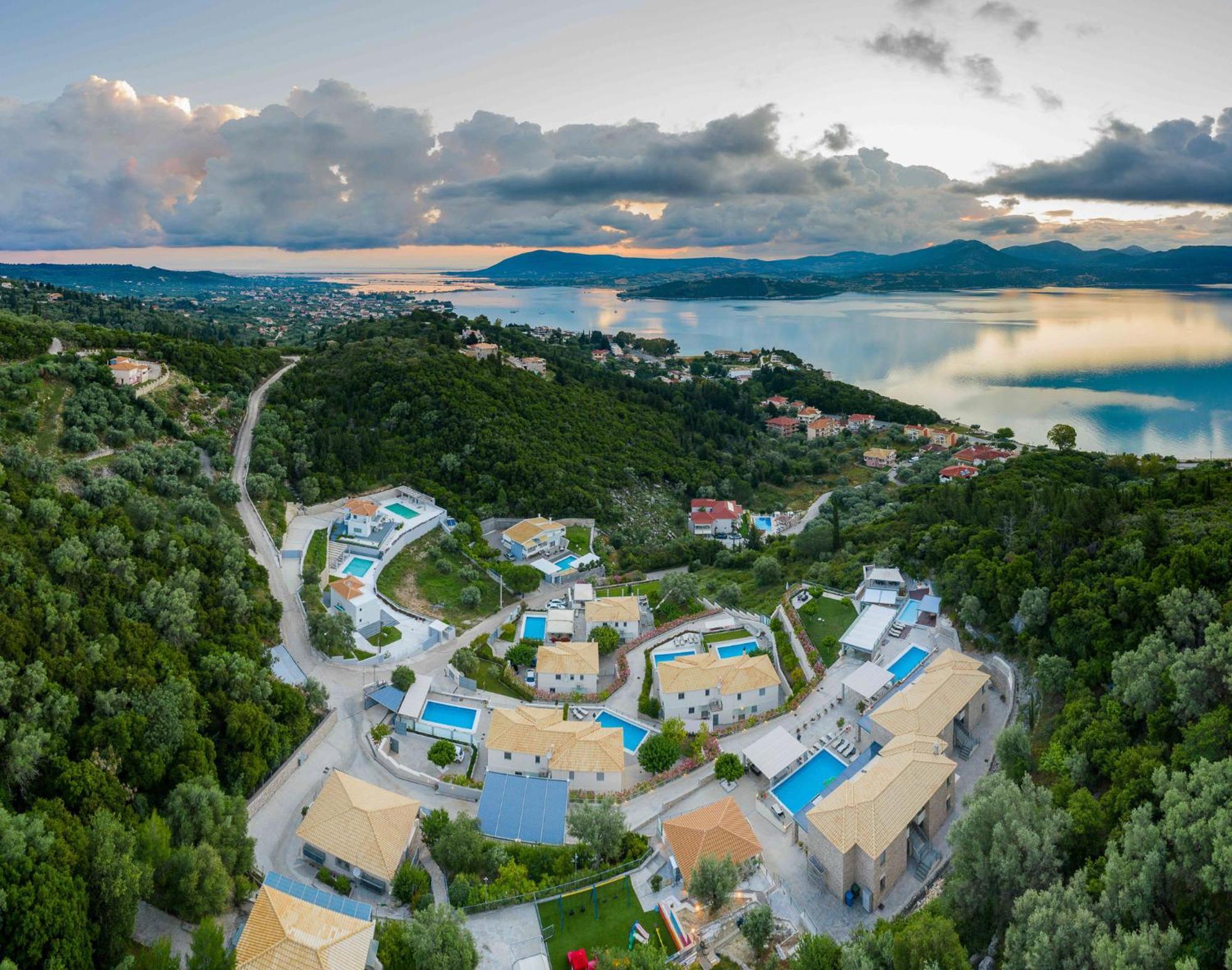 Thealos Village Aparthotel Lefkada Lygia  Extérieur photo